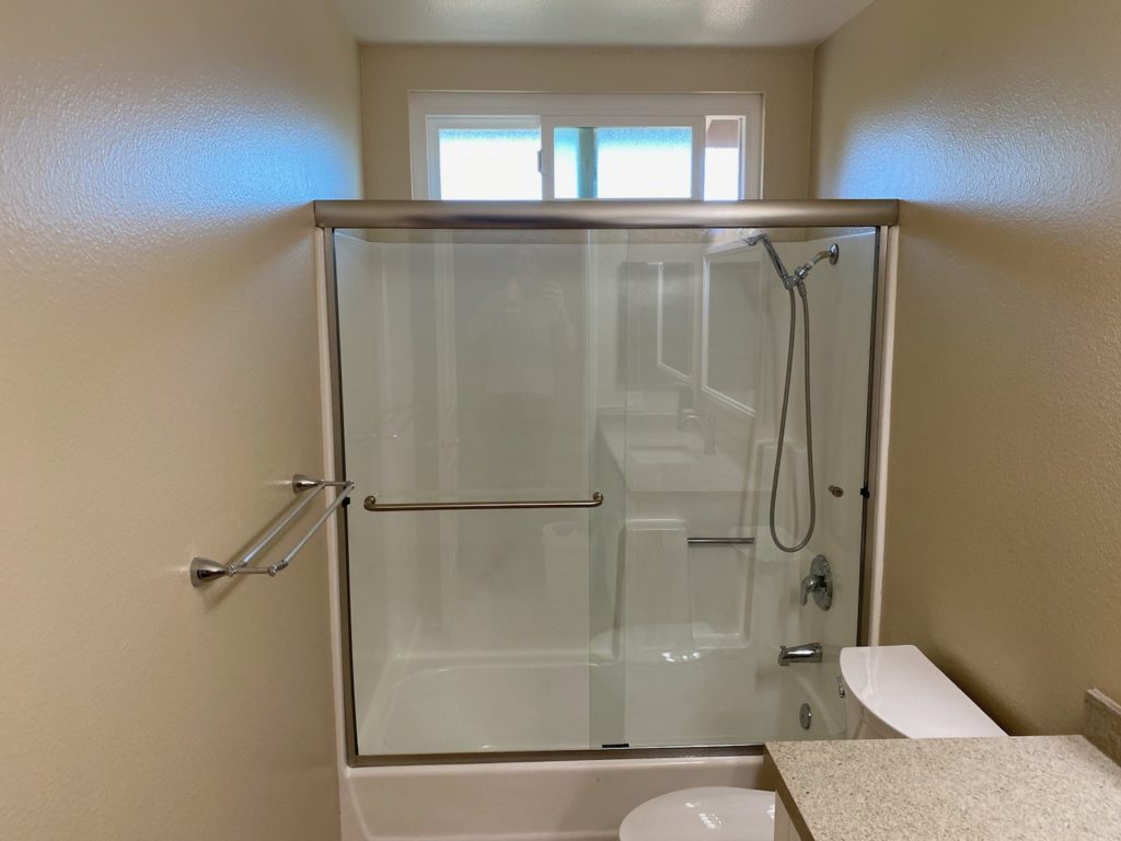 Bathtub Frameless Glass Doors