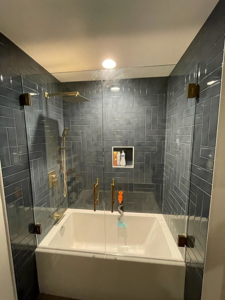 Bathtub Frameless Glass Doors