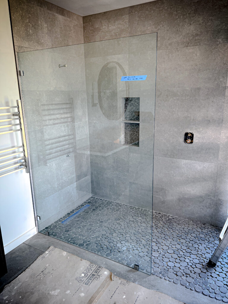 Frameless Glass Shower Screens