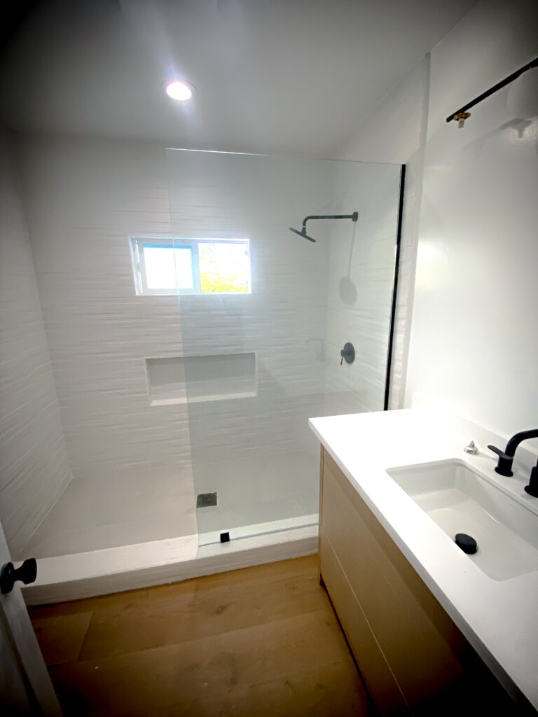 Frameless Glass Shower Screens