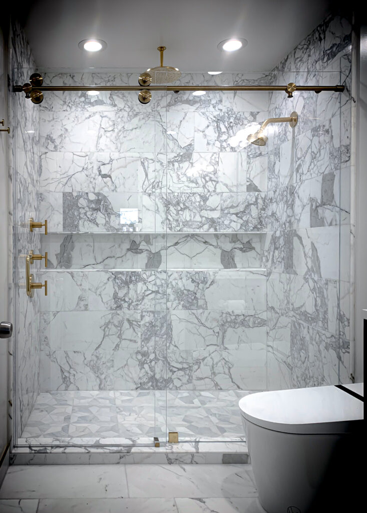 UnoVero Euro-Style Glass Single Sliding Shower Doors