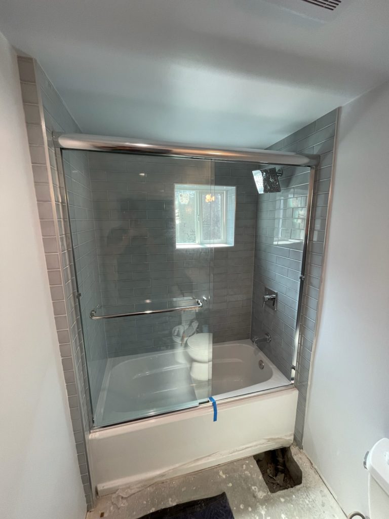 Bathtub Frameless Glass Doors