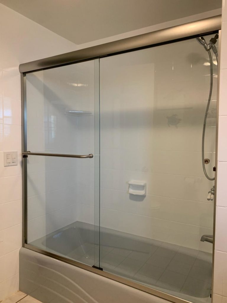 Bathtub Frameless Glass Doors